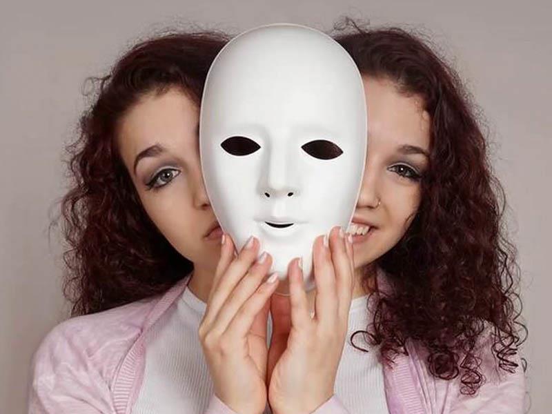 Kişilik Bozukluğu Nedir Ve Tedavisi Nasıl Yapılır?