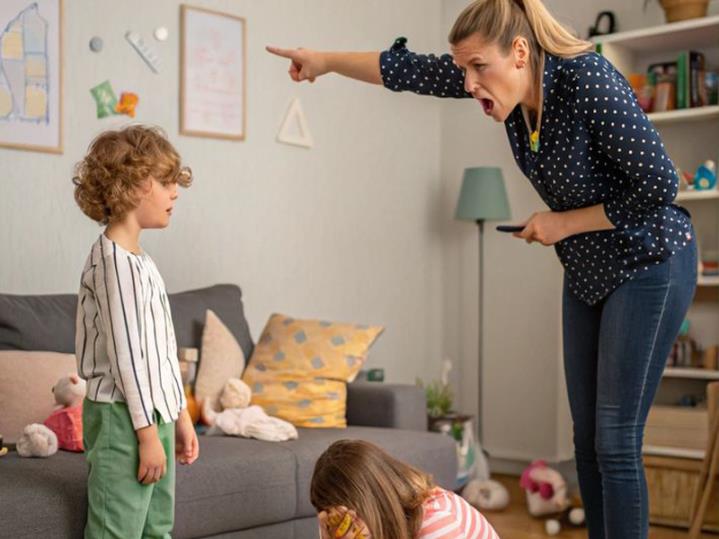 Kardeş Kıskançlığıyla Baş Etmek: Aile İçi Dengeler Nasıl Kurulur?